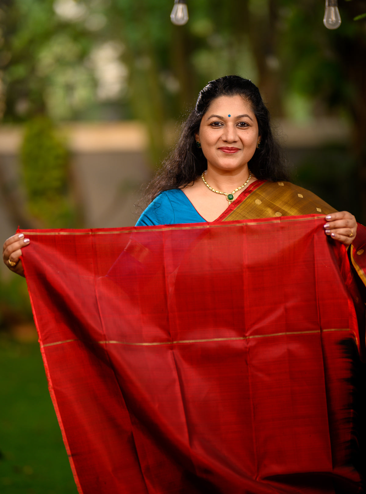 Long Border Kanjivaram in Black body with Mustard and Arakku Borders