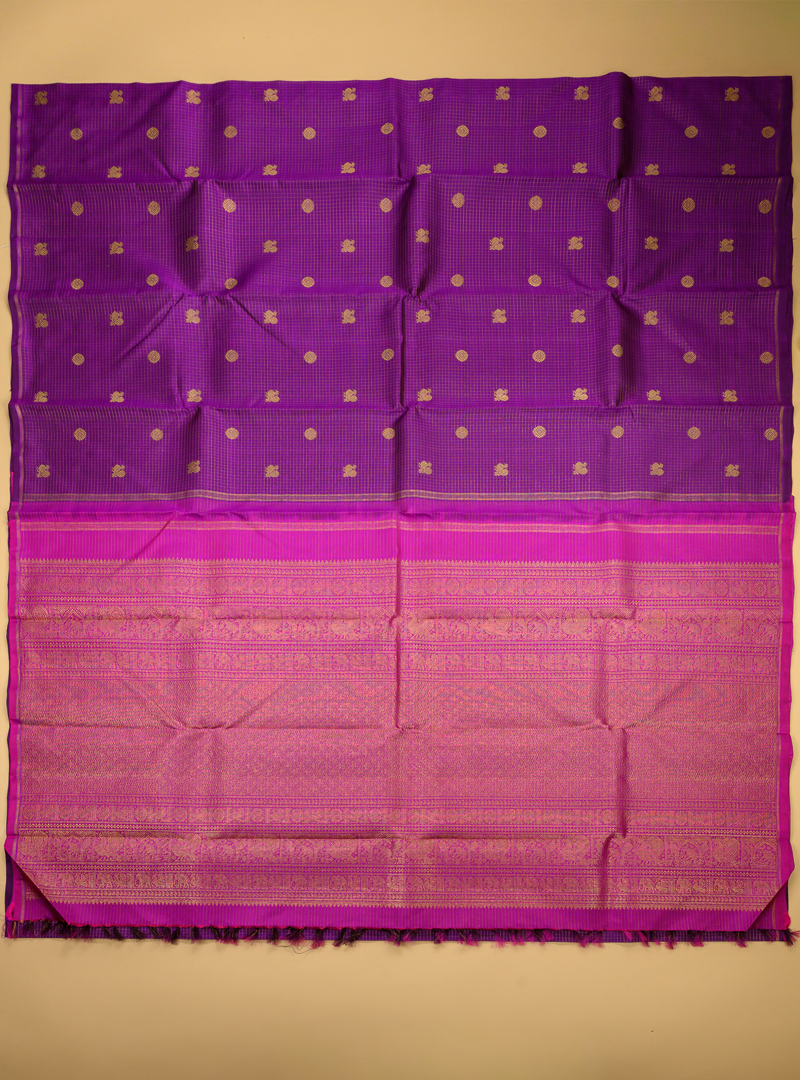 A borderless zari kattam kanchivaram in purple