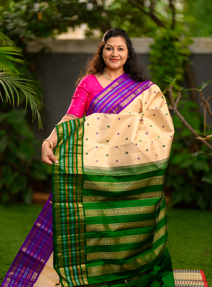 Pure silk, pure zari Kanchivaram Korvai Ganga Jamuna in a beautiful tussar beige body