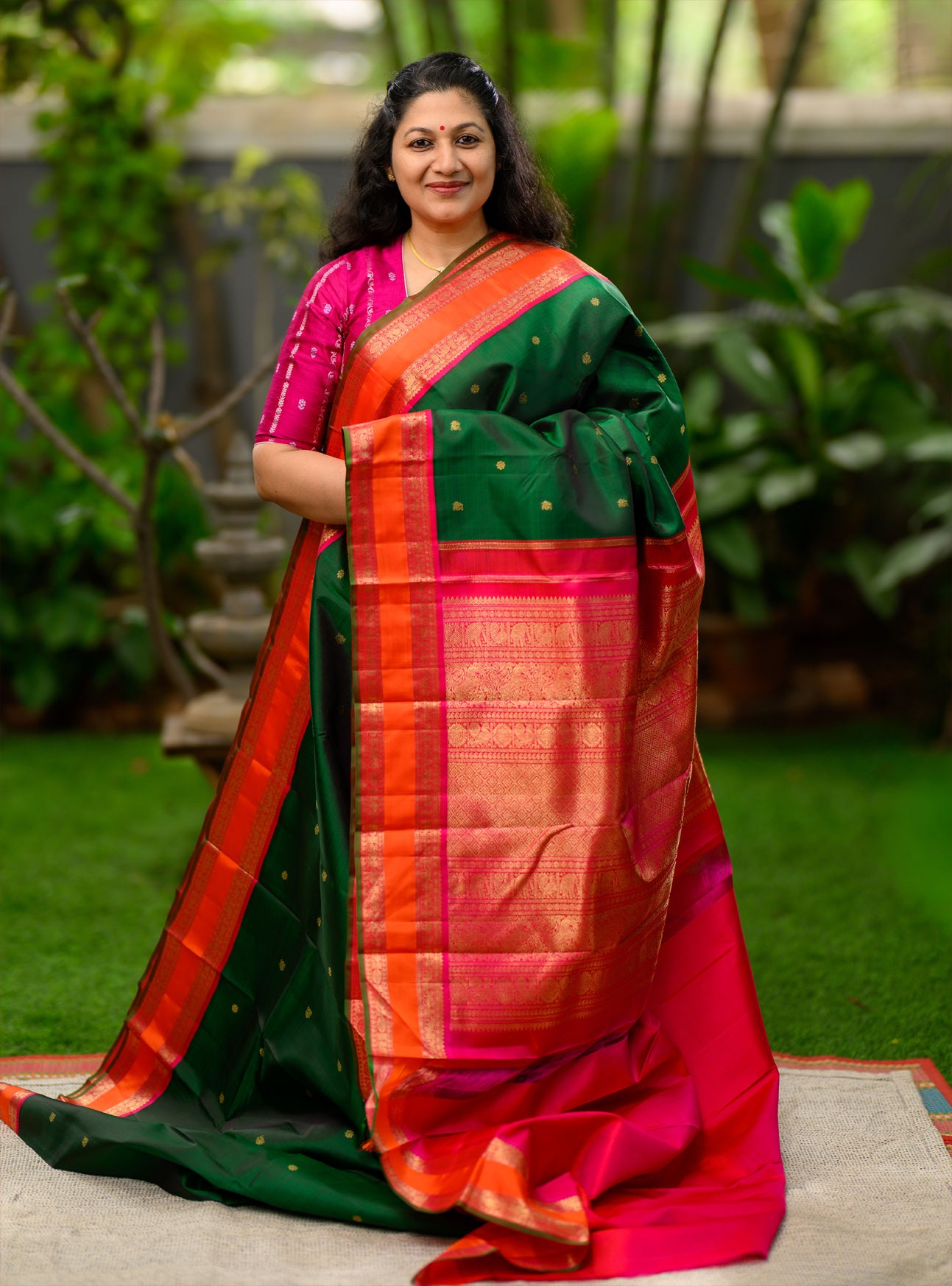 Emrald Green and Pink and Orange Rettapet Korvai border