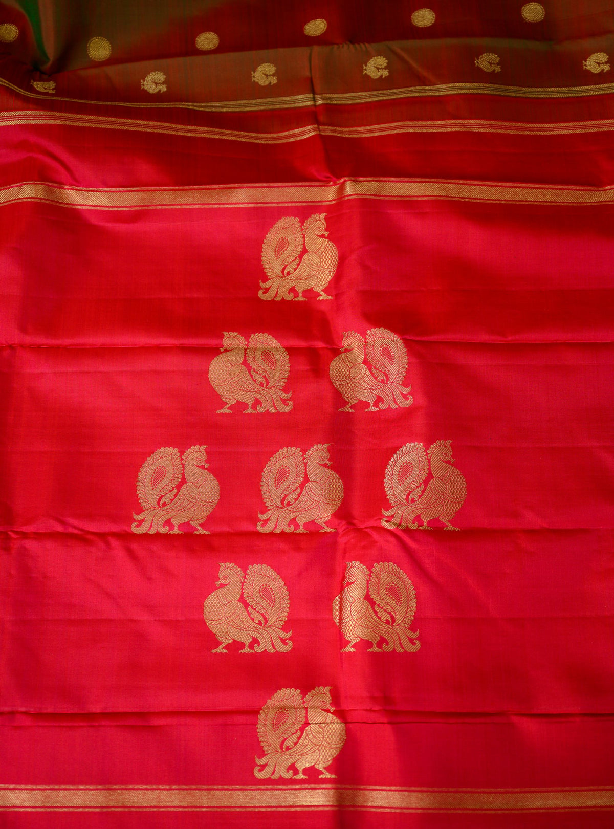 Semi-Contrast Kanjivaram in Manthulir & Arakku - Master Weaver KM Sir Collection