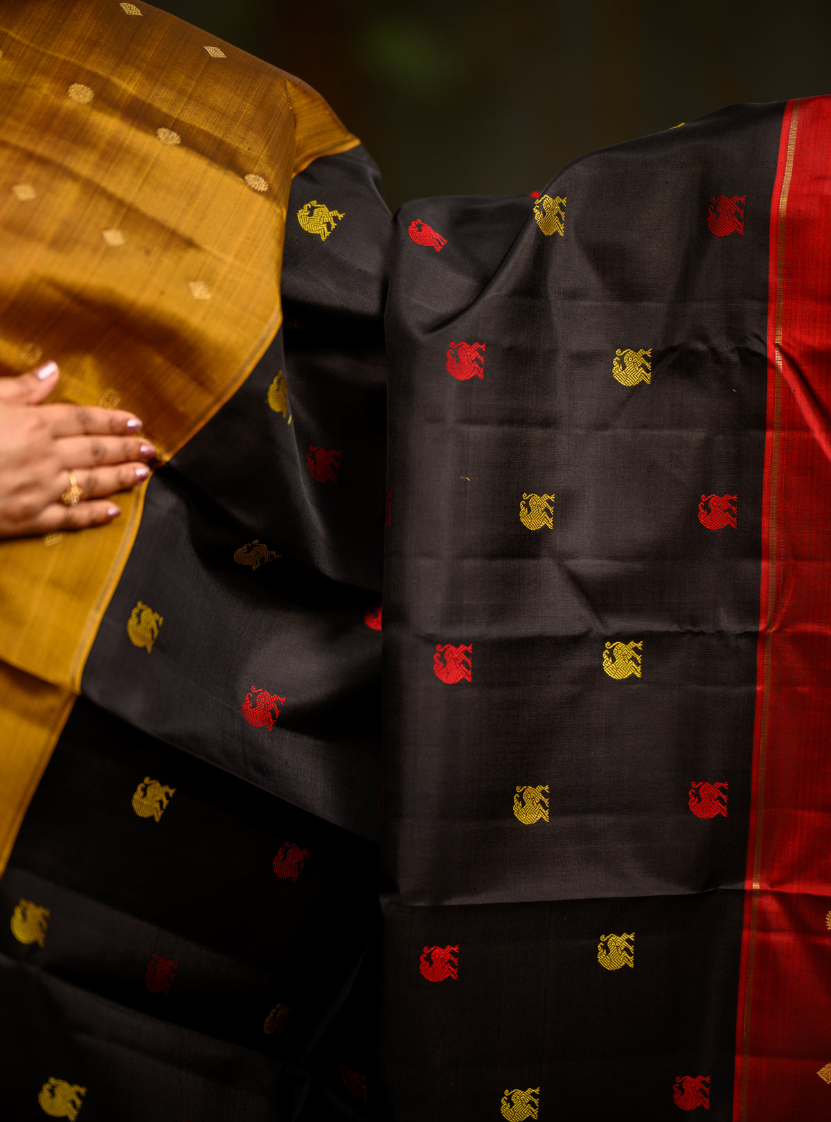 Long Border Kanjivaram in Black body with Mustard and Arakku Borders