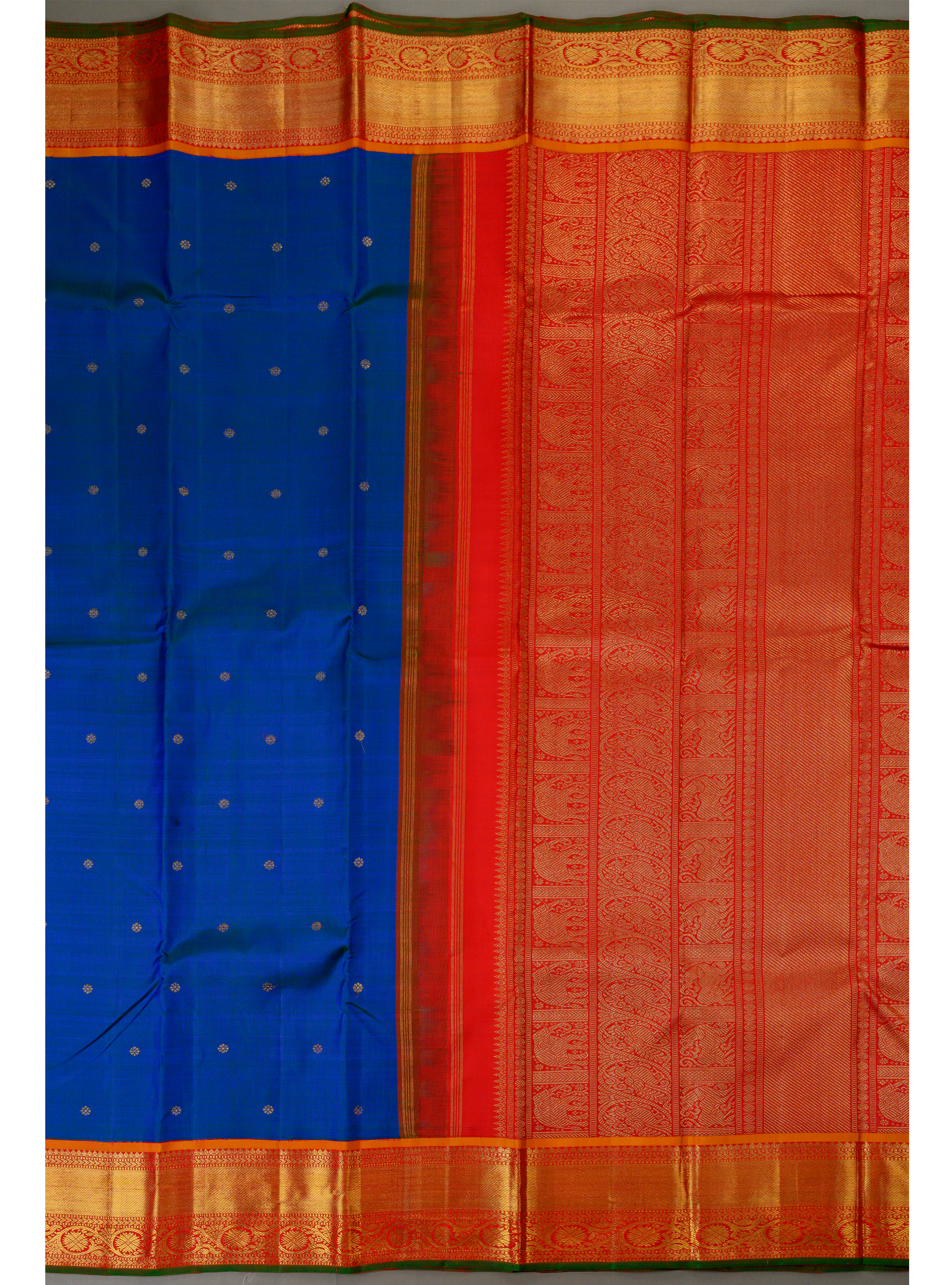 Royal Blue Korvai with arrakku pallu and arakku border