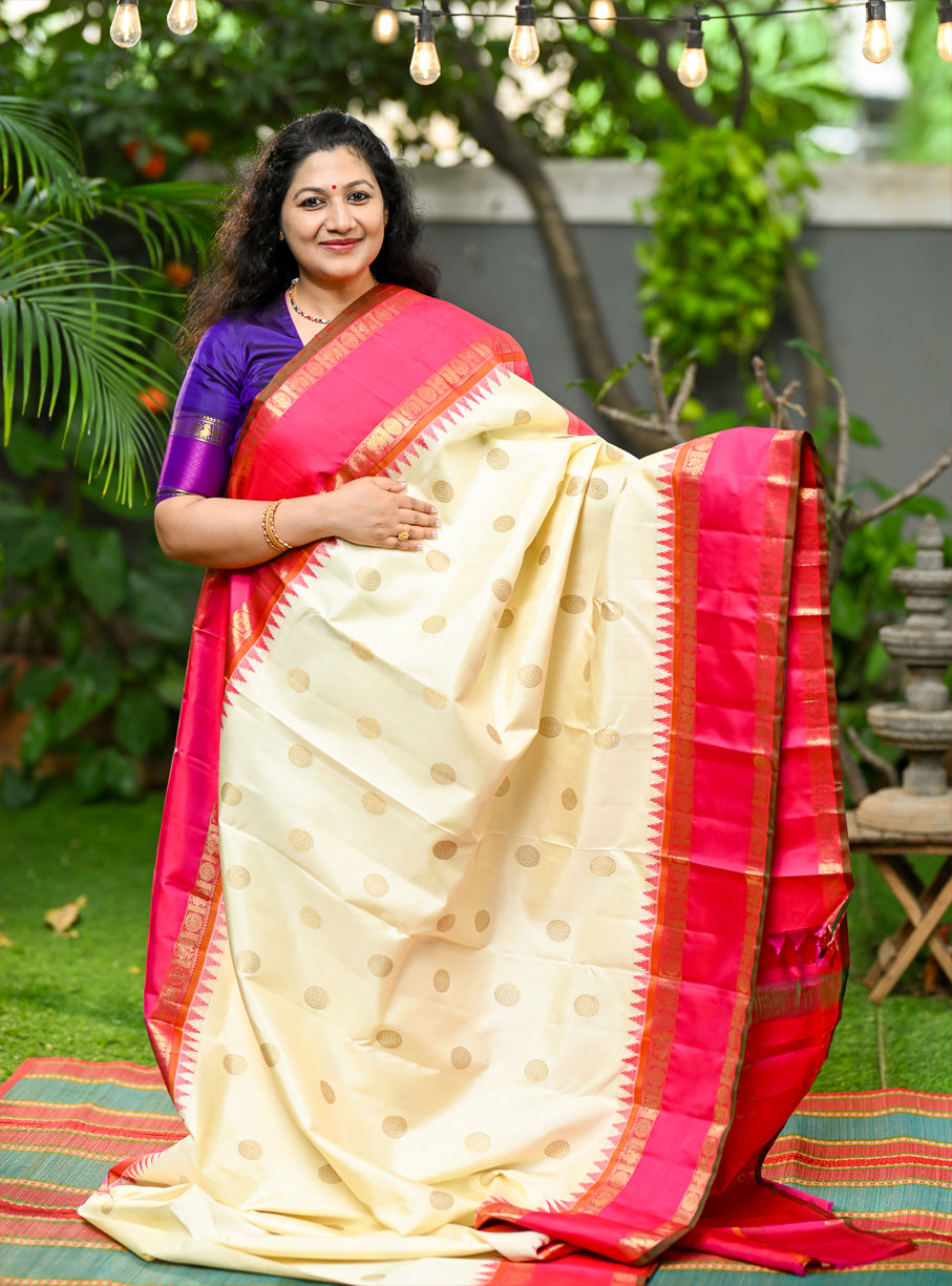 Handwoven Korvai Kanchivaram Heritage Mayil, Chakram & Man (Deer) Motifs Grand Rich Pure Zari Pallu