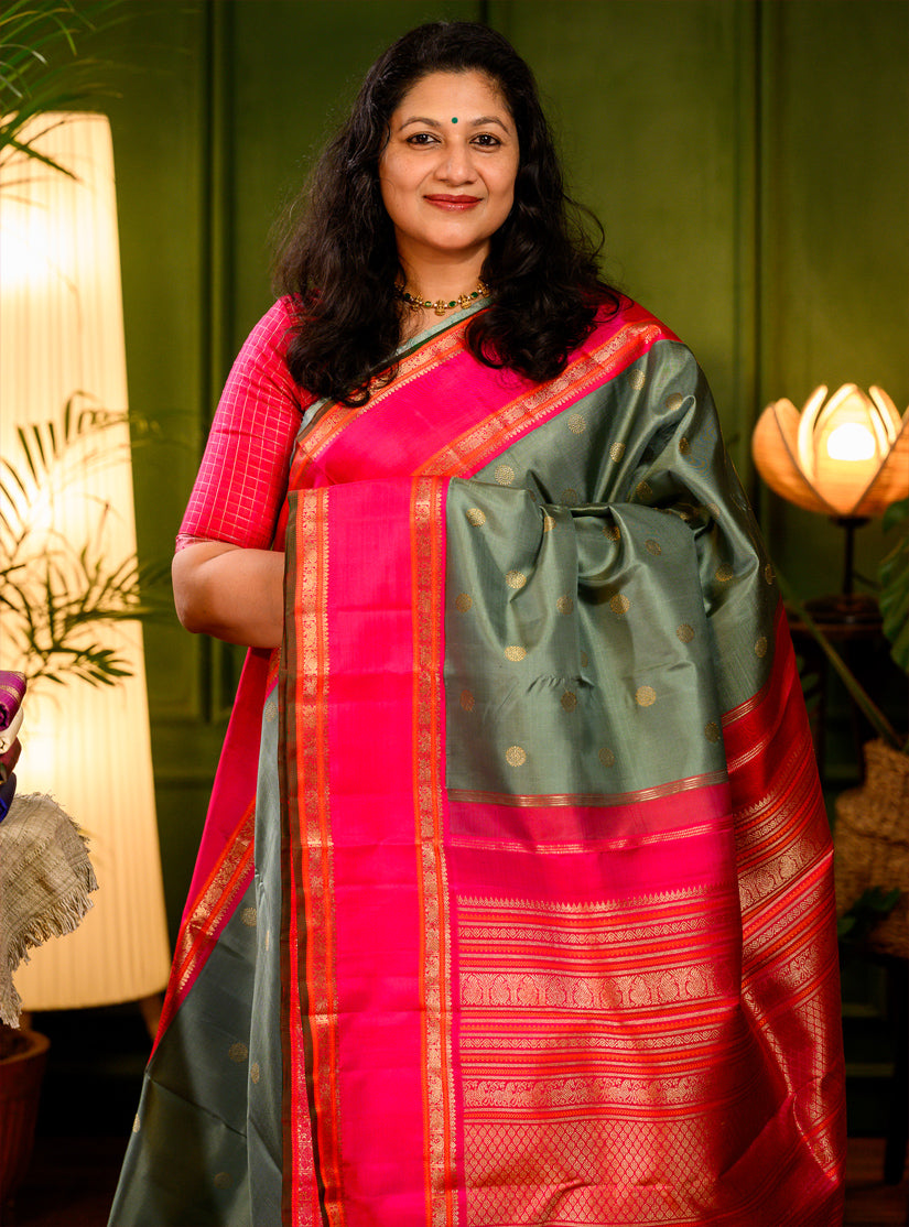 Elakkai Green and Rani Pink Korvai Kanjivaram