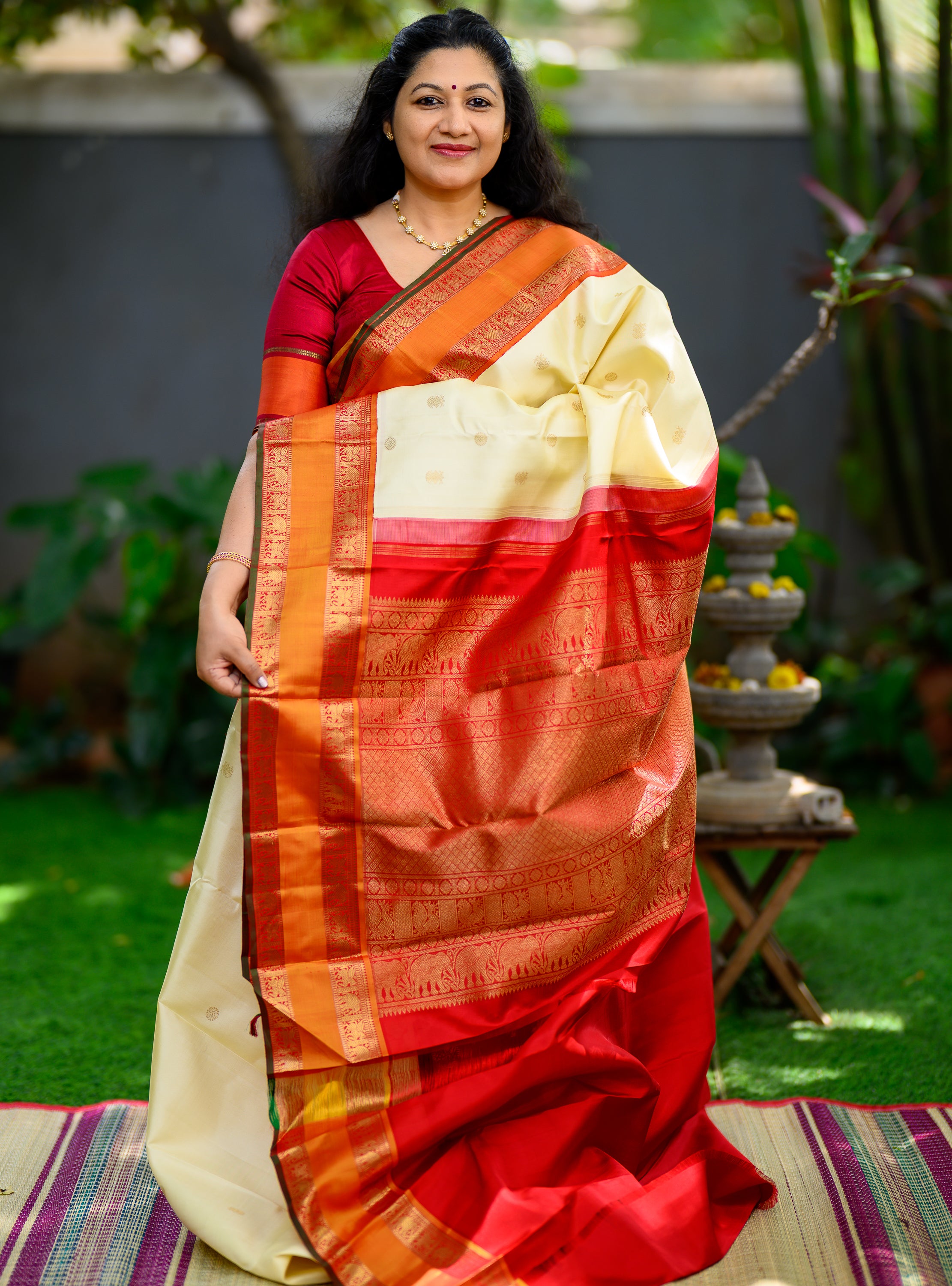 Korvai Kanjivaram in Offwhite Body and Mustard Rettapettu Border