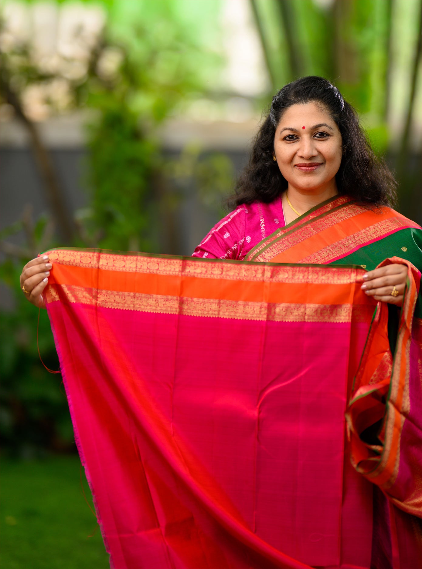 Emrald Green and Pink and Orange Rettapet Korvai border