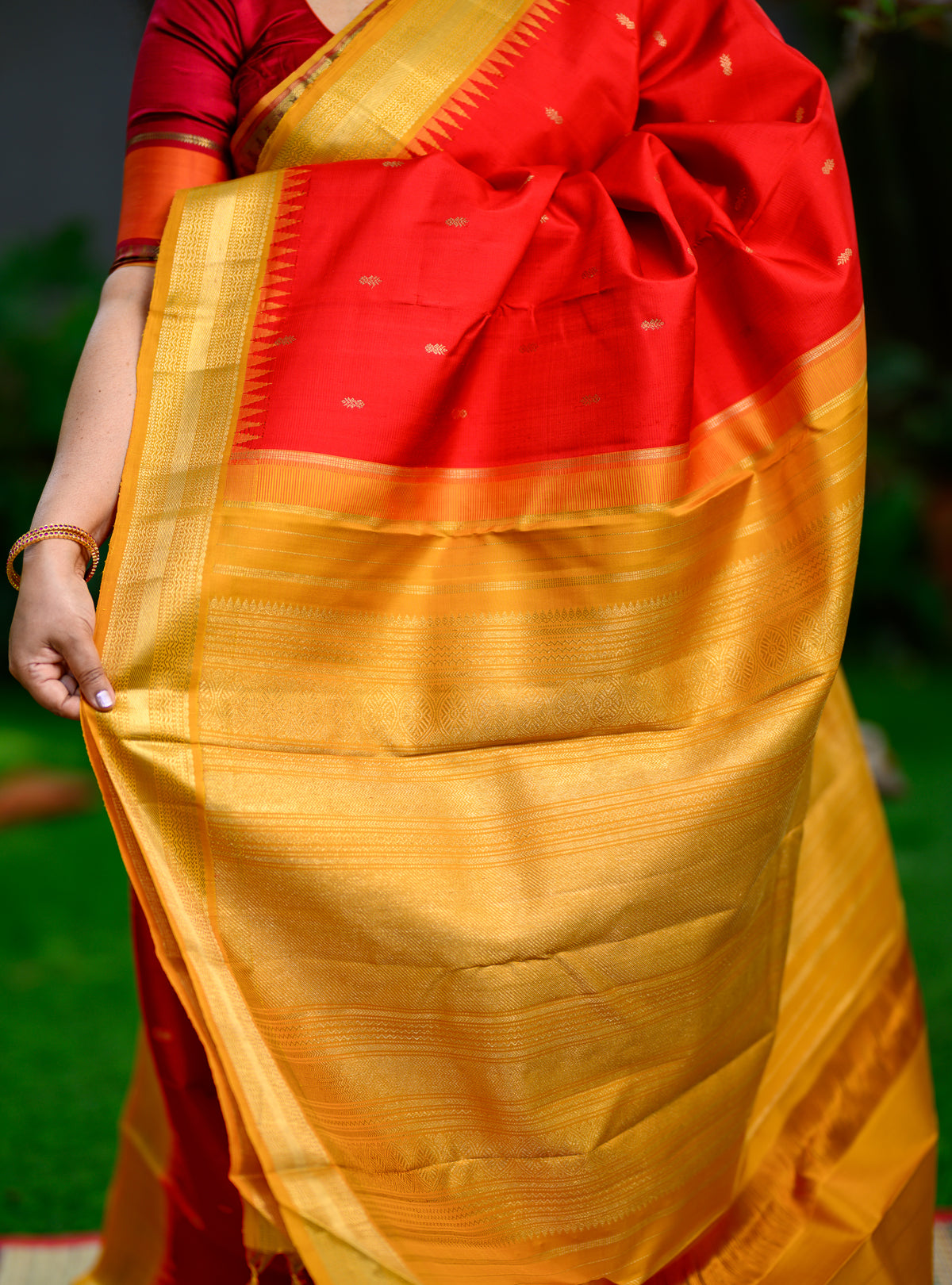 Red Korvai Kanjivaram with Mustard Border and Pallu