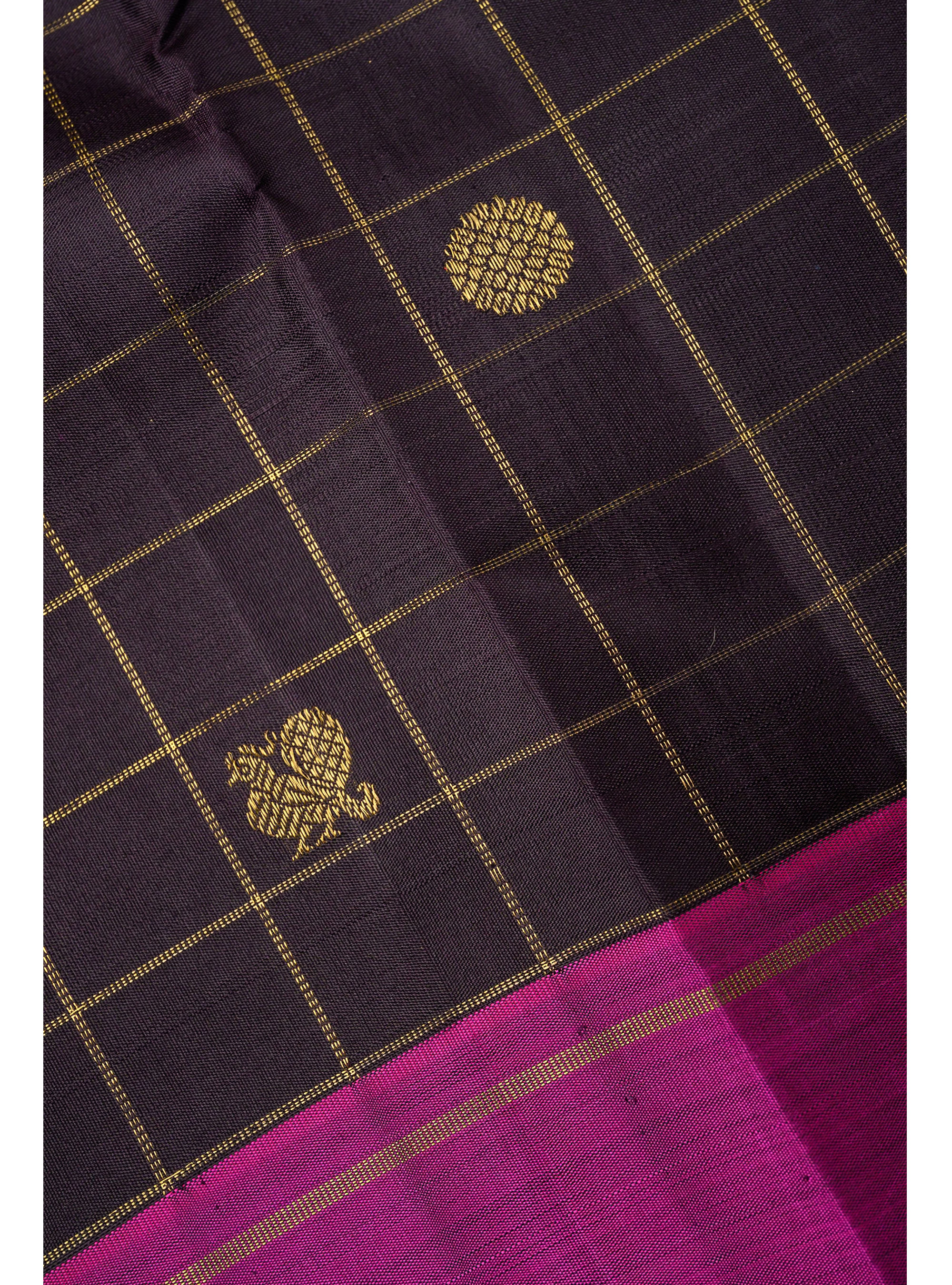Semi contrast black zari kattam Kanjivaram with purple magenta border